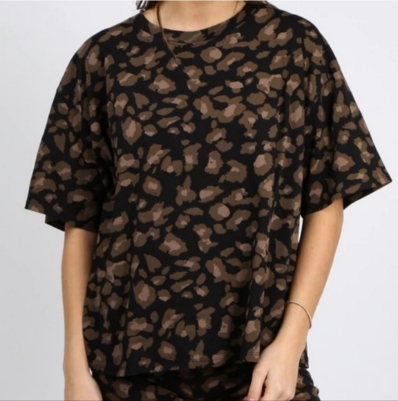 Brunette The Label Tops - Brunette the Label leopard boxy tee M/L
